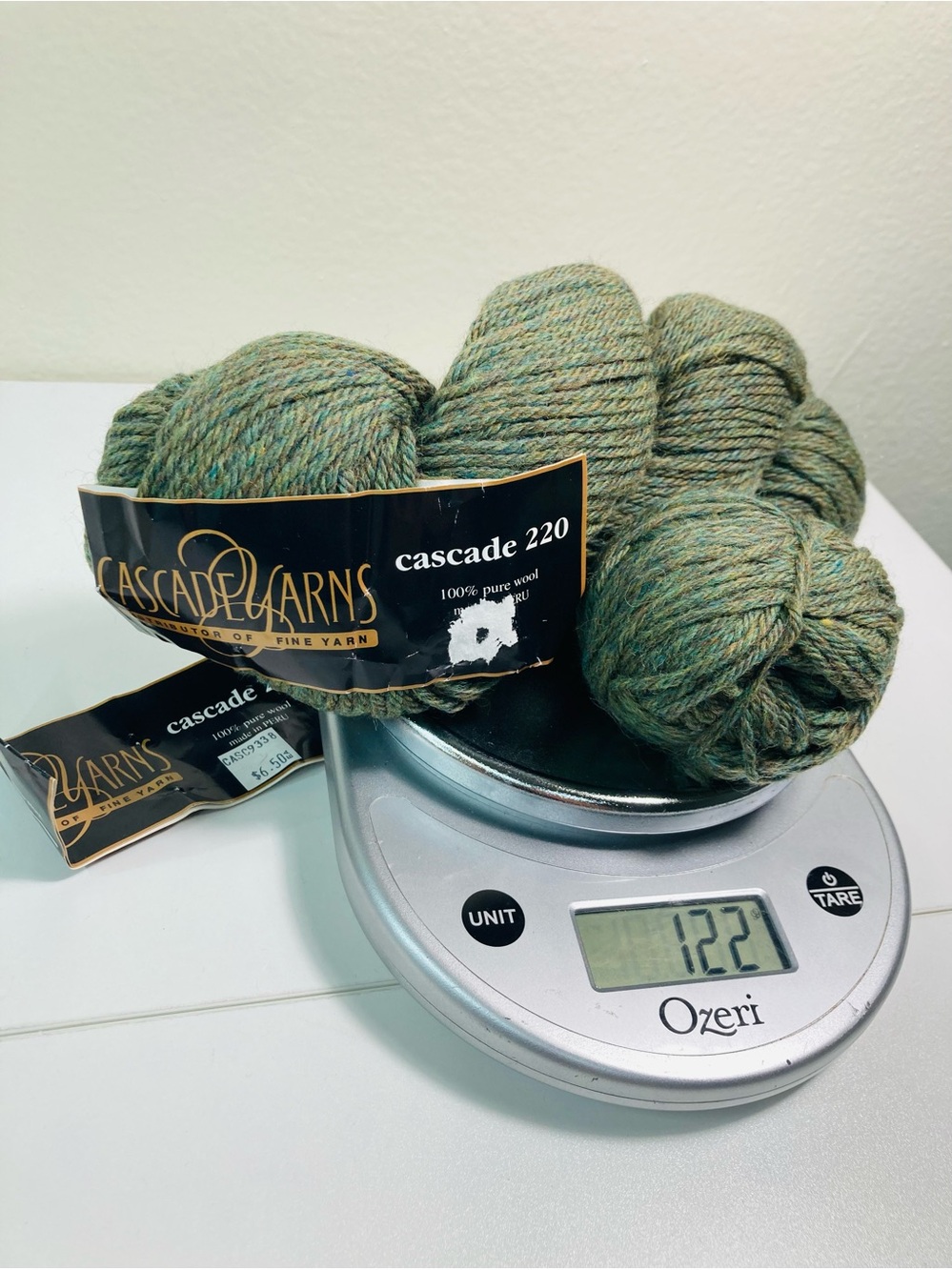 Cascade Yarns 220 Pure Wool Heathered Green 9338 122g Total 1 New 1 Partial